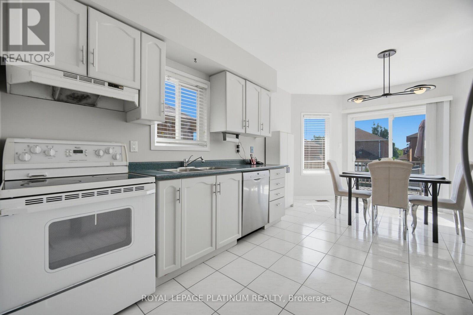6177 Ford Road, Mississauga, Ontario  L5V 1X2 - Photo 17 - W13621548