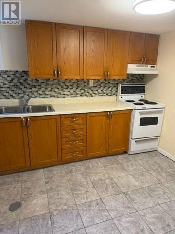 Bsmt - 713 Yeremi Street, Pickering, Ontario  L1W 2W8 - Photo 11 - E13233358