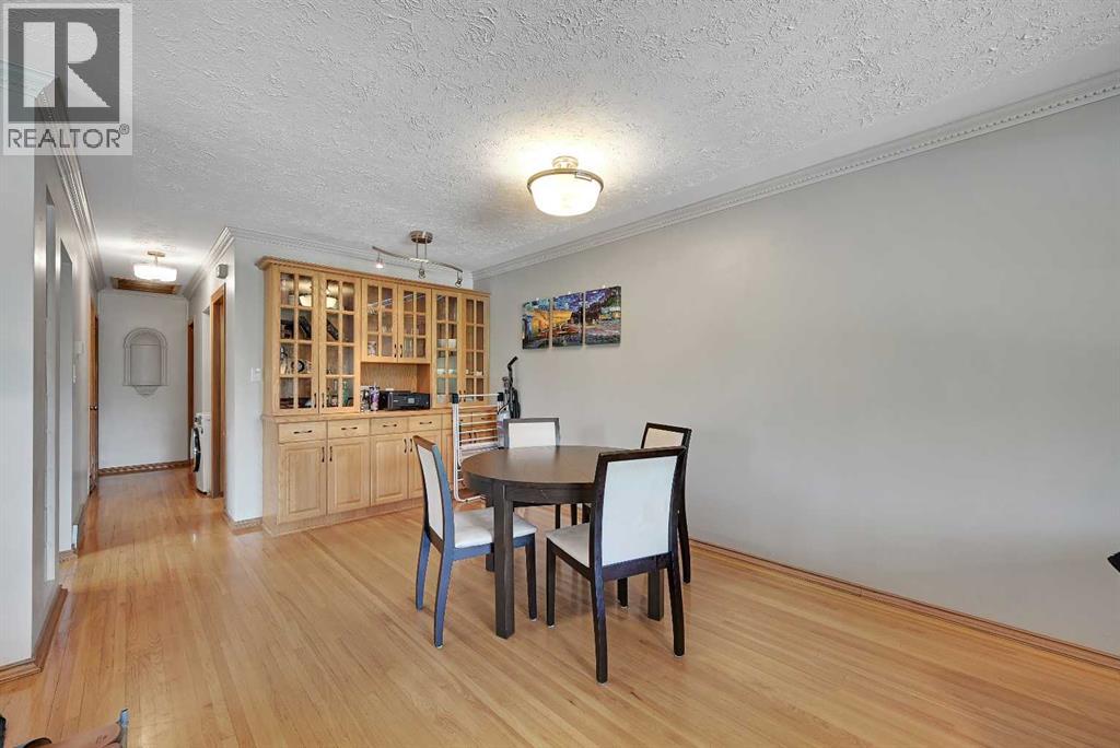 1415 Rosehill Drive NW, Calgary, Alberta  T2K 1M3 - Photo 7 - A2331378
