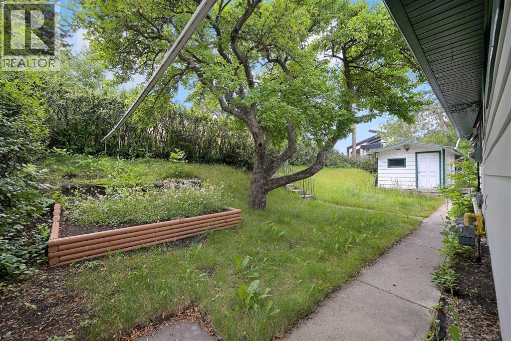 1415 Rosehill Drive NW, Calgary, Alberta  T2K 1M3 - Photo 23 - A2331378