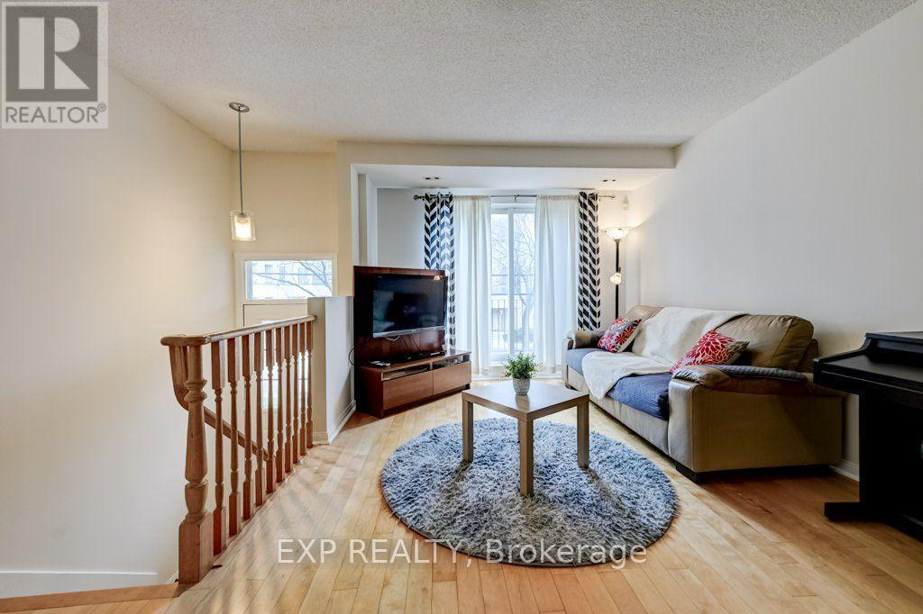 1716 - 28 Sommerset Way, Toronto, Ontario  M2N 6W7 - Photo 2 - C13622046