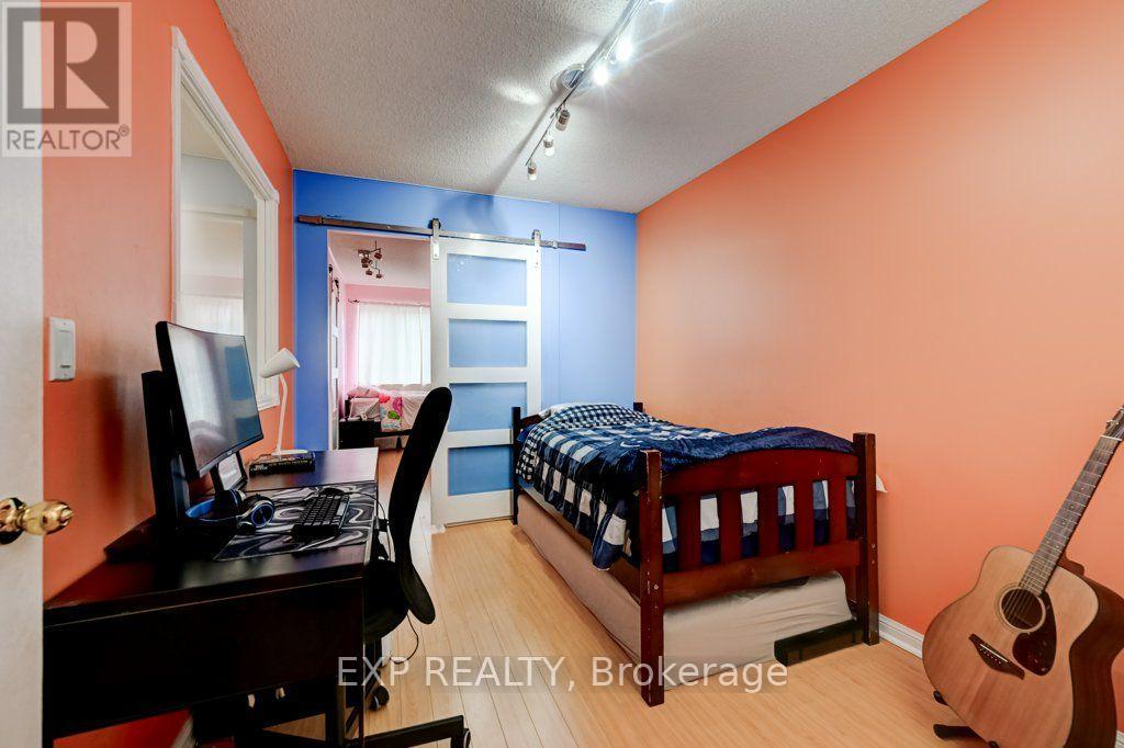 1716 - 28 Sommerset Way, Toronto, Ontario  M2N 6W7 - Photo 7 - C13622046