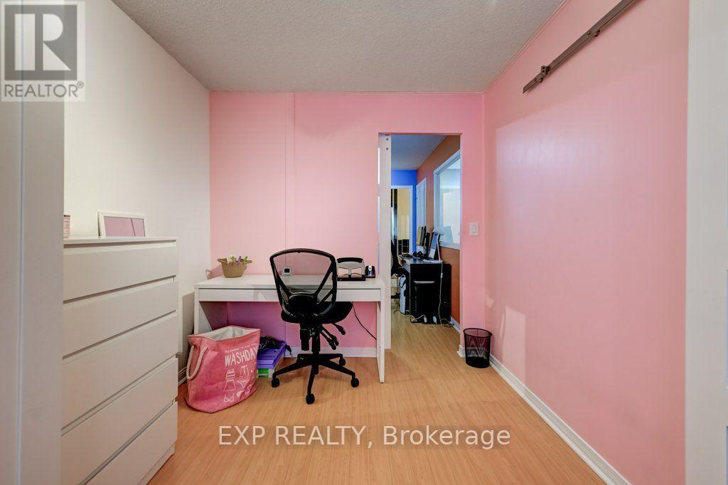 1716 - 28 Sommerset Way, Toronto, Ontario  M2N 6W7 - Photo 8 - C13622046