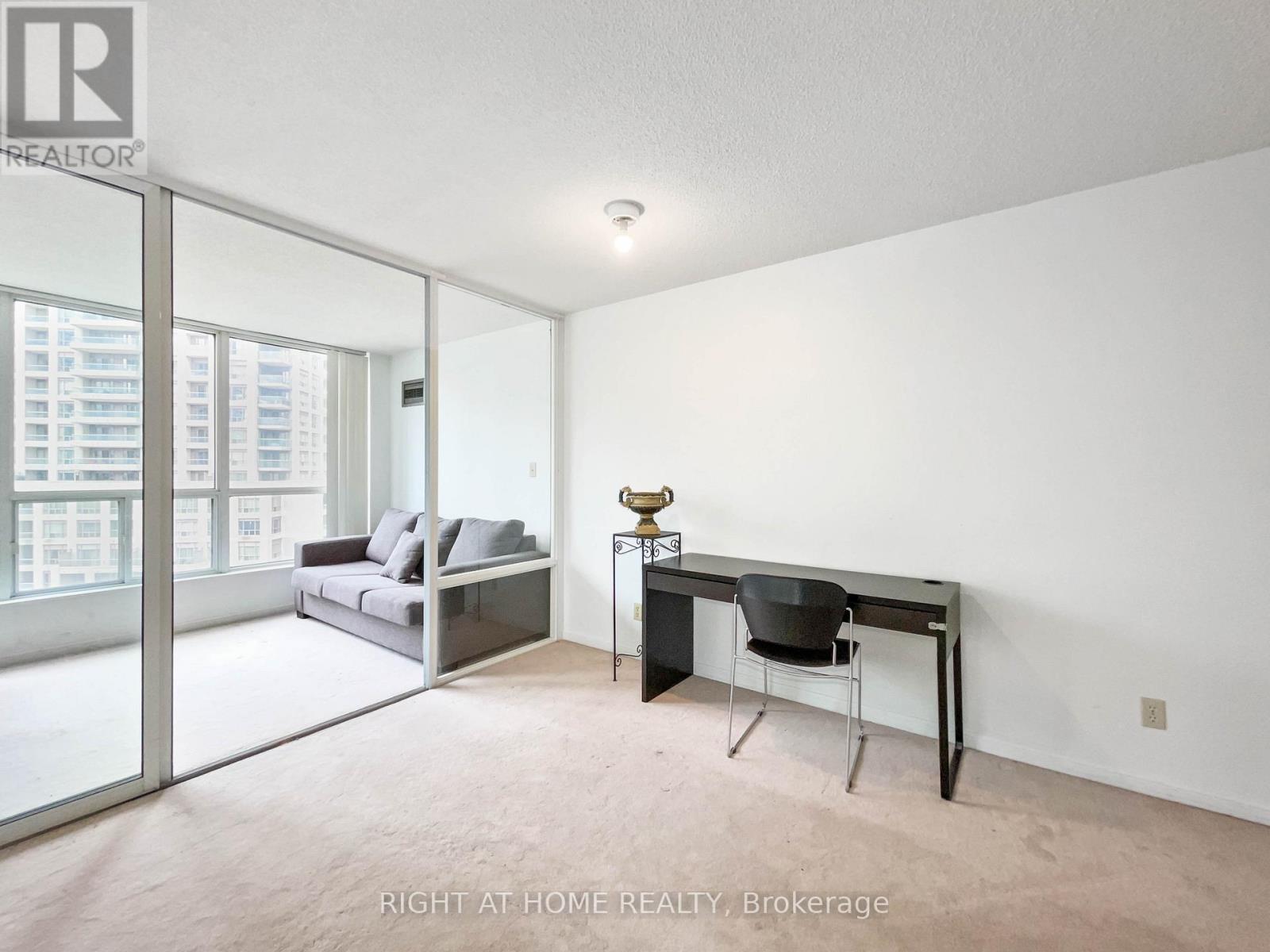1113 - 24 Wellesley Street W, Toronto, Ontario  M4Y 2X6 - Photo 13 - C13622098