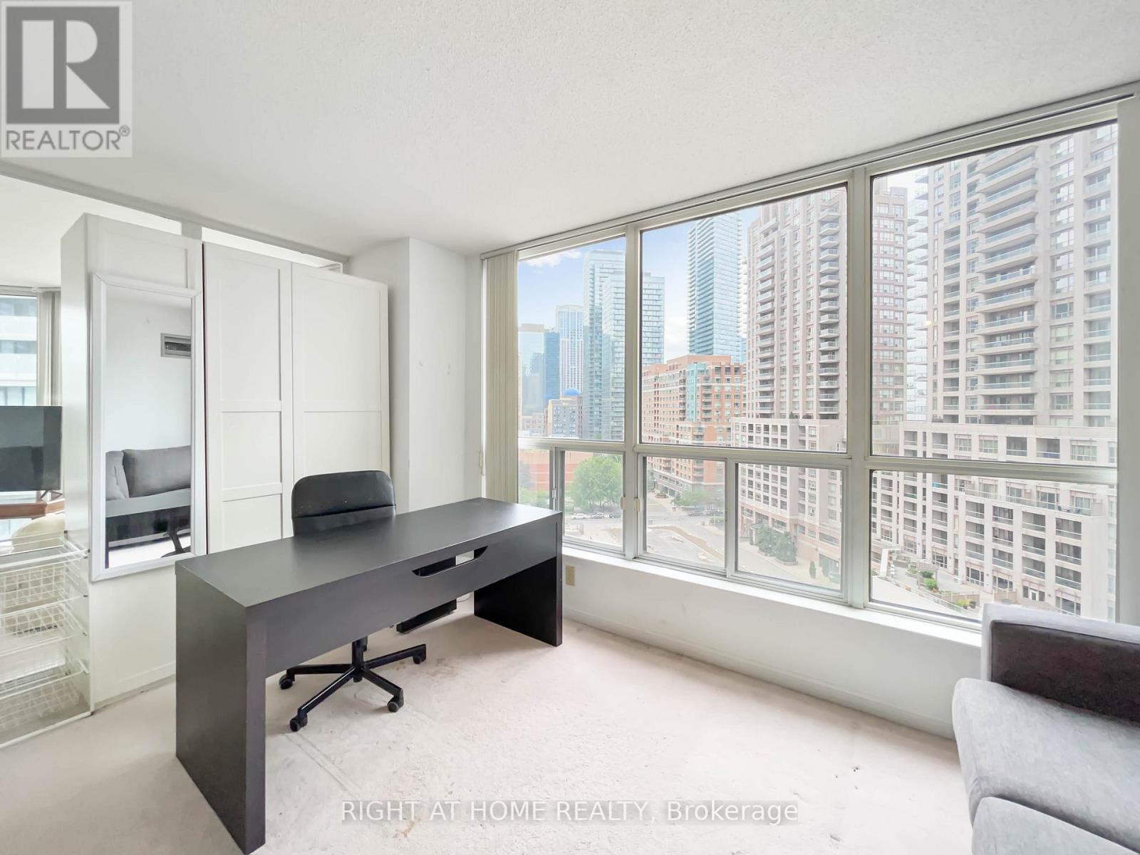 1113 - 24 Wellesley Street W, Toronto, Ontario  M4Y 2X6 - Photo 18 - C13622098