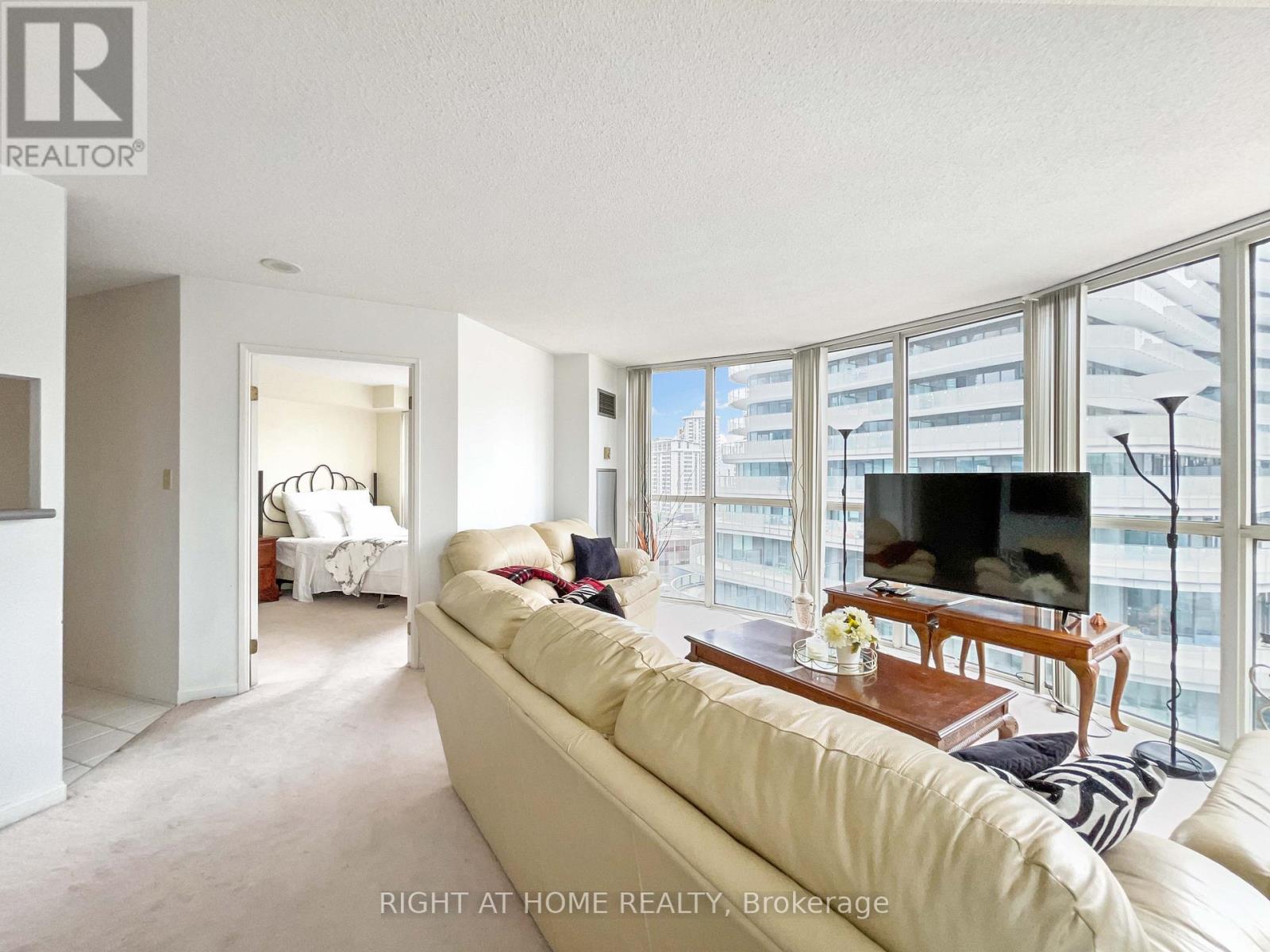 1113 - 24 Wellesley Street W, Toronto, Ontario  M4Y 2X6 - Photo 22 - C13622098