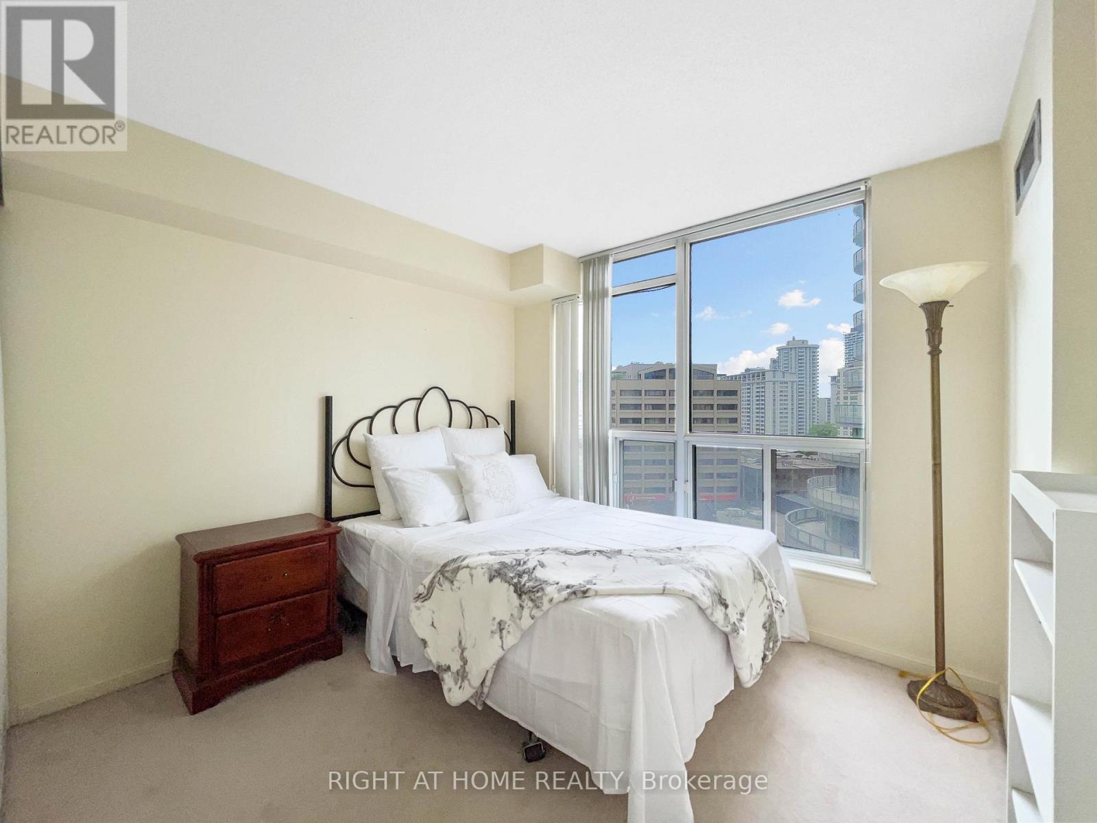 1113 - 24 Wellesley Street W, Toronto, Ontario  M4Y 2X6 - Photo 27 - C13622098