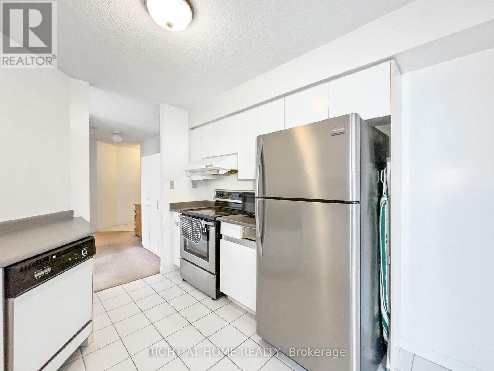 1113 - 24 Wellesley Street W, Toronto, Ontario  M4Y 2X6 - Photo 33 - C13622098