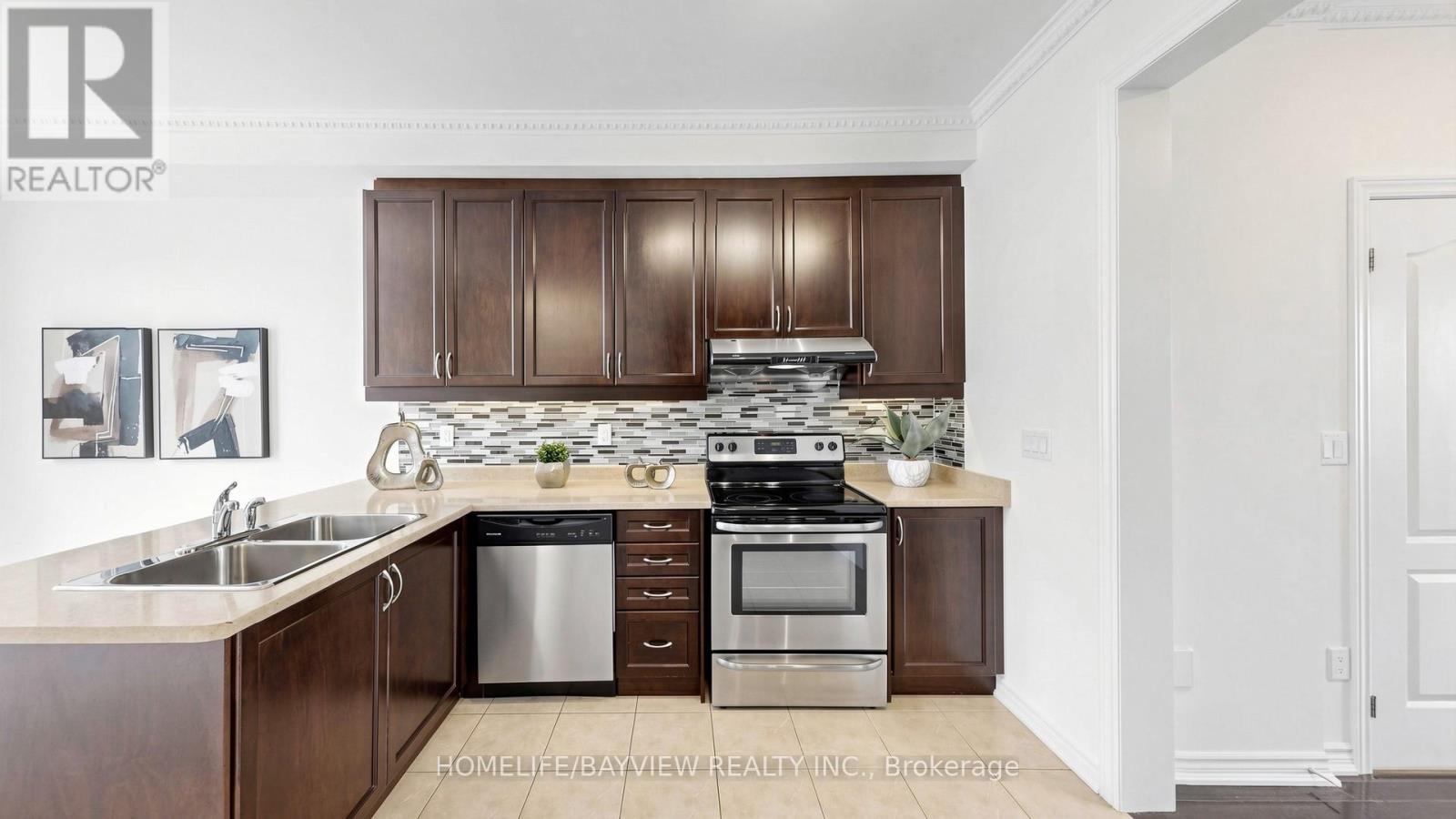 10981 Woodbine Avenue, Markham, Ontario  L6C 0X4 - Photo 14 - N13622052