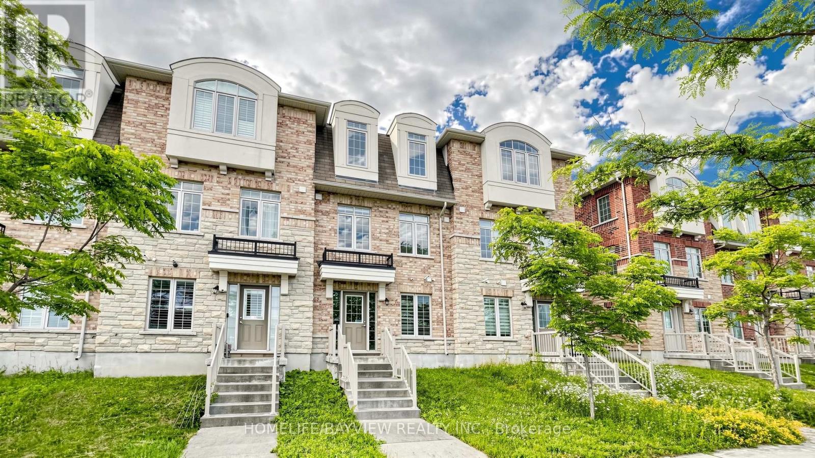 10981 Woodbine Avenue, Markham, Ontario  L6C 0X4 - Photo 2 - N13622052