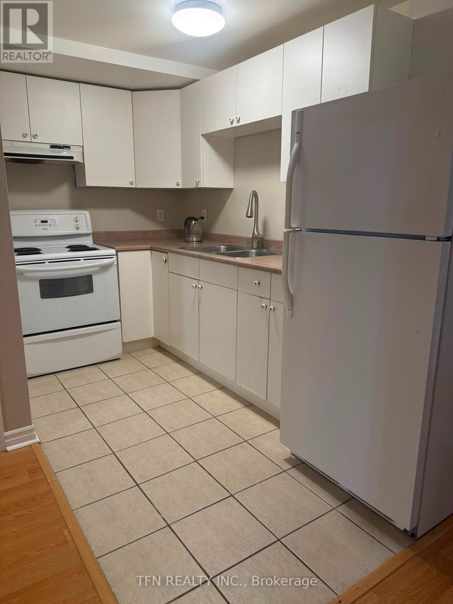 Lower - 583 Pelletier Court, Newmarket, Ontario  L3X 2N6 - Photo 8 - N13622060