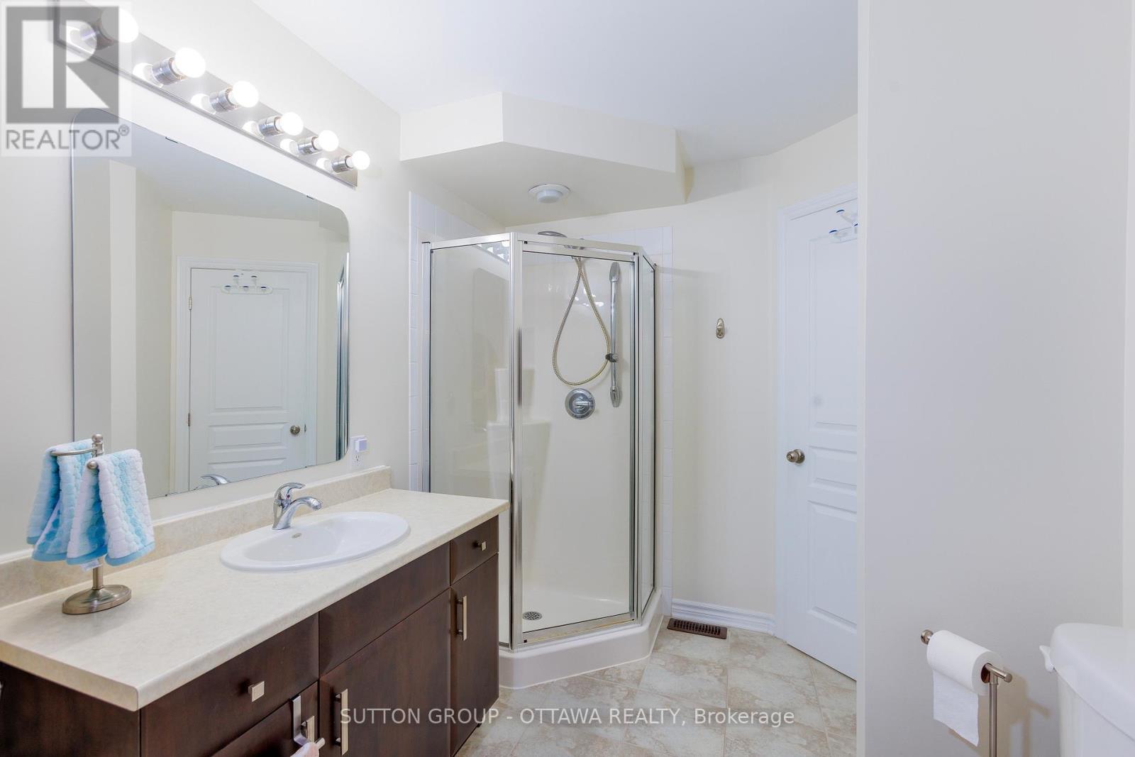 25 - 105 Eye Bright Crescent, Ottawa, Ontario  K1V 2K6 - Photo 38 - X13498744