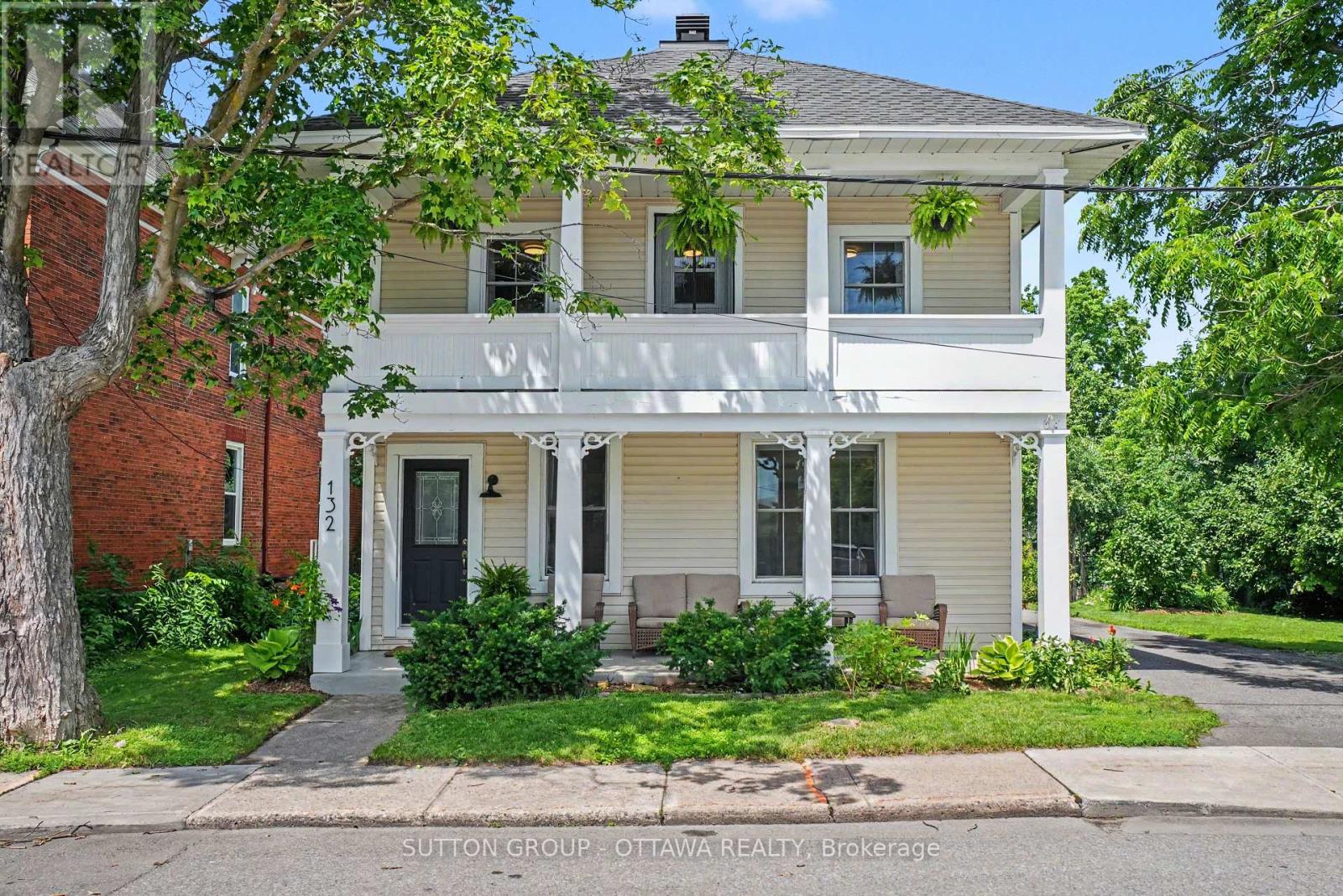 132 QUEEN STREET, Mississippi Mills, Ontario