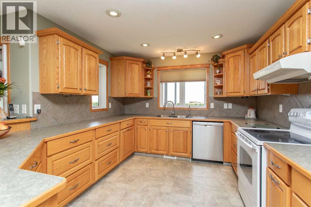 10, 25028 Highway 595, Rural Red Deer County, Alberta  T4E 0T3 - Photo 11 - A2315208