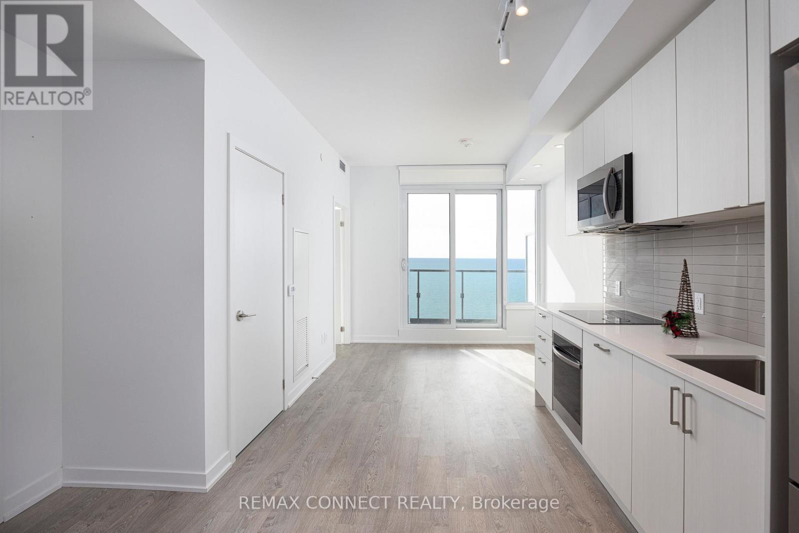 2208 - 1926 Lake Shore Boulevard W, Toronto, Ontario  M6S 1A1 - Photo 3 - W13622116