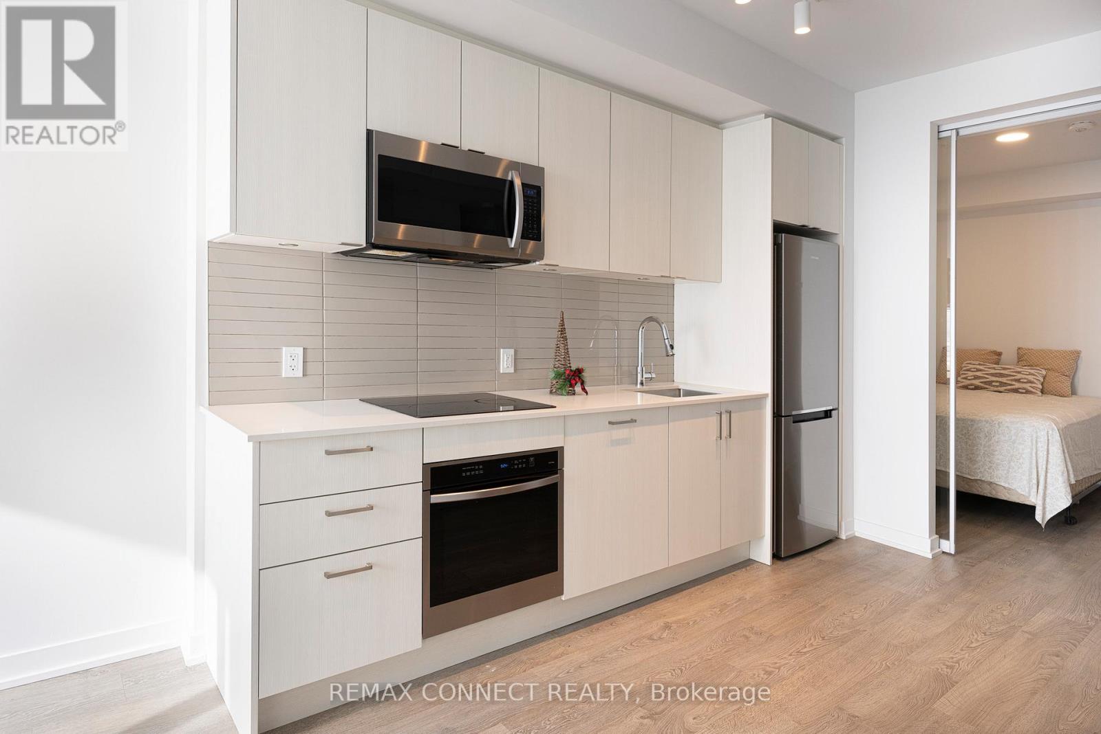 2208 - 1926 Lake Shore Boulevard W, Toronto, Ontario  M6S 1A1 - Photo 6 - W13622116