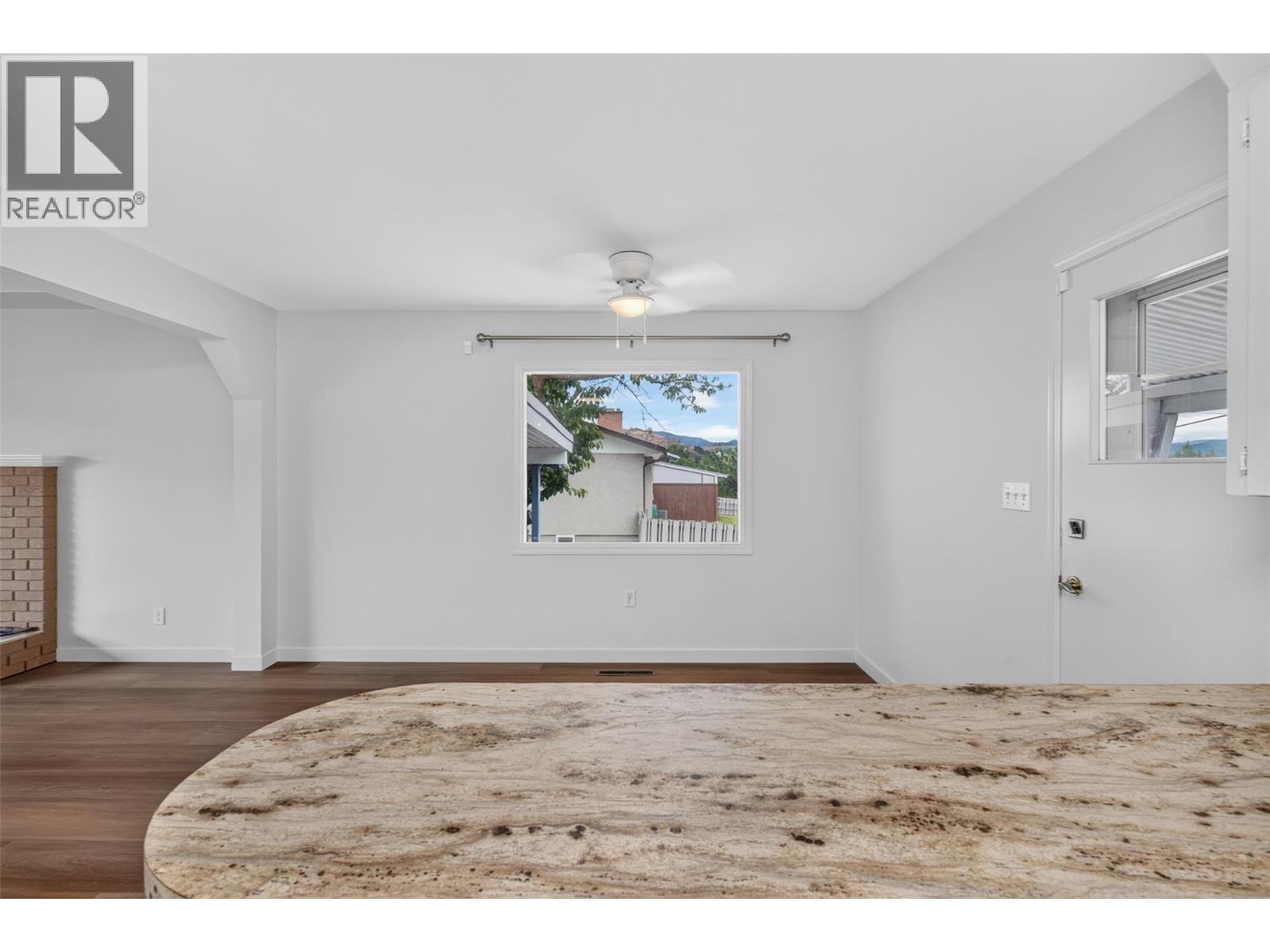 3802 36 Street, Vernon, British Columbia  V1T 6E5 - Photo 6 - 10393013