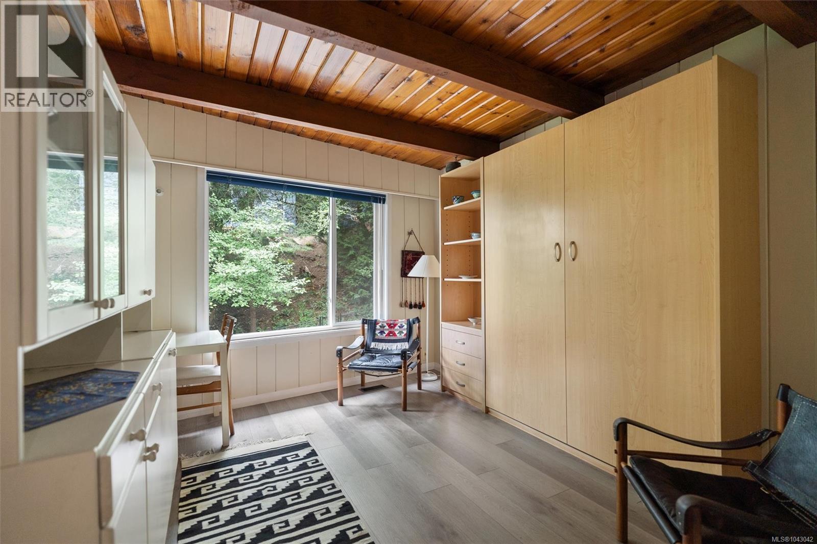 4902 Lochside Dr, Saanich, British Columbia  V8Y 2E6 - Photo 18 - 1043042