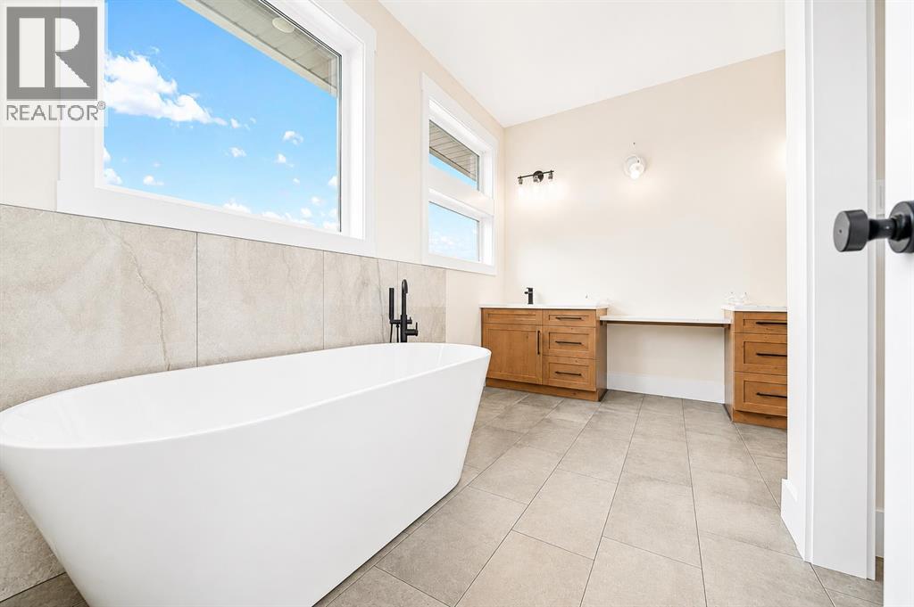 935 Maskell Place SE, Redcliff, Alberta  T0J 2P0 - Photo 24 - A2331866