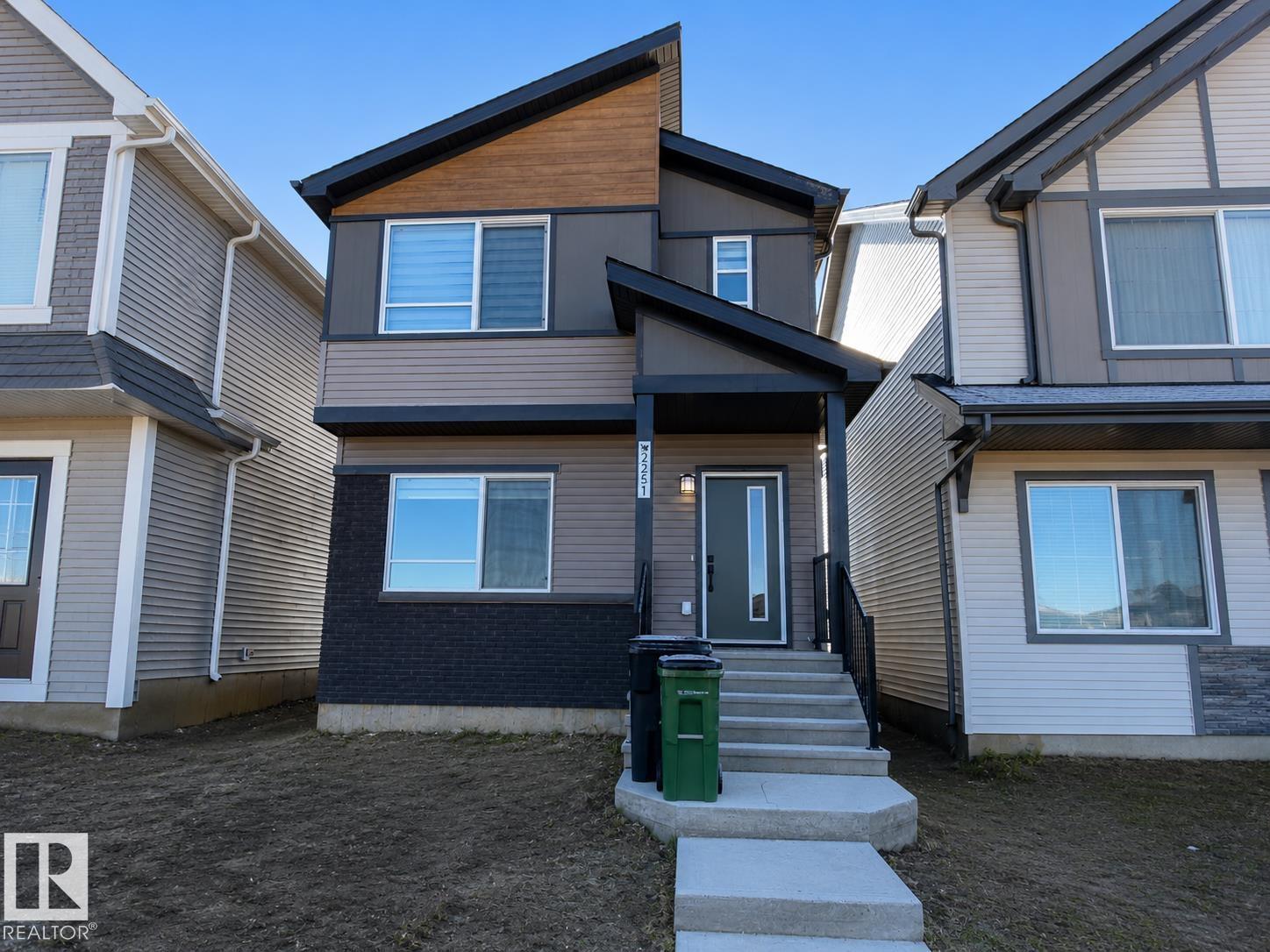 2251 ALCES DR SW, Edmonton, Alberta