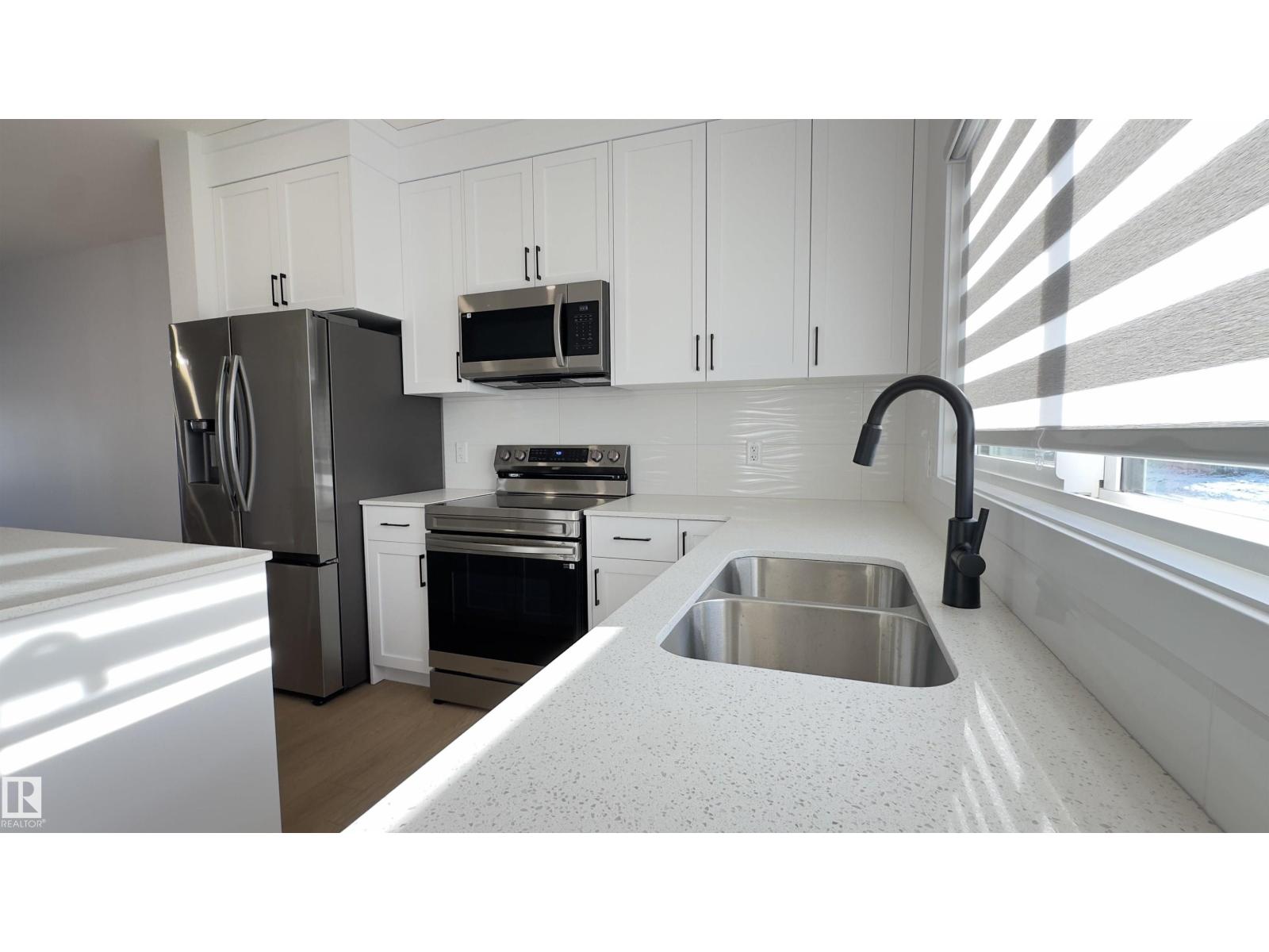 2251 Alces Dr SW, Edmonton, Alberta  T6X 3L3 - Photo 10 - E4501402