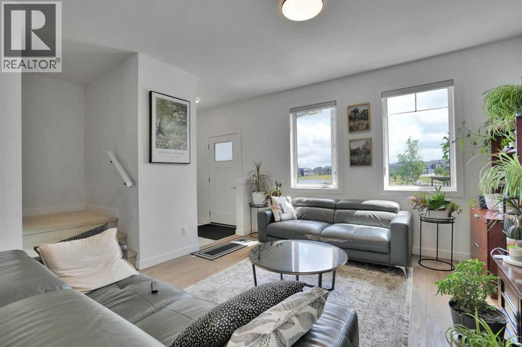 76 Amblefield Terrace NW, Calgary, Alberta  T3P 1W4 - Photo 5 - A2332304