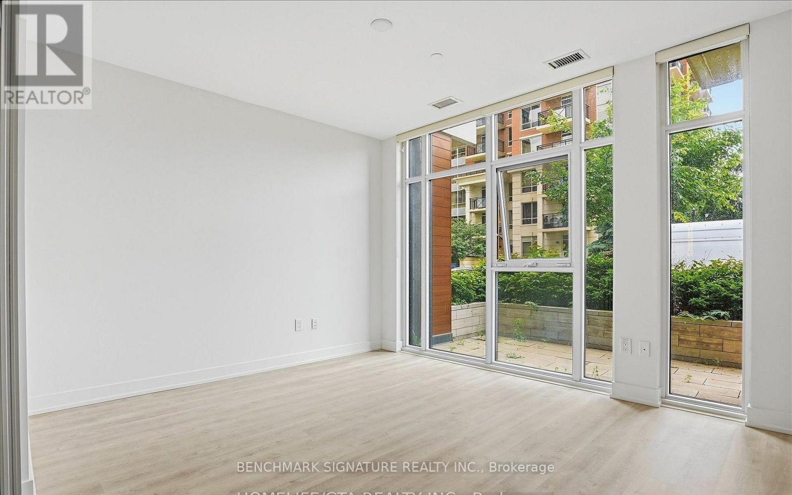 206 - 30 Inn On The Park Drive, Toronto, Ontario M3C 0P7 - Photo 14 - C13621370