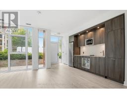 206 - 30 INN ON THE PARK DRIVE, Toronto, Ontario