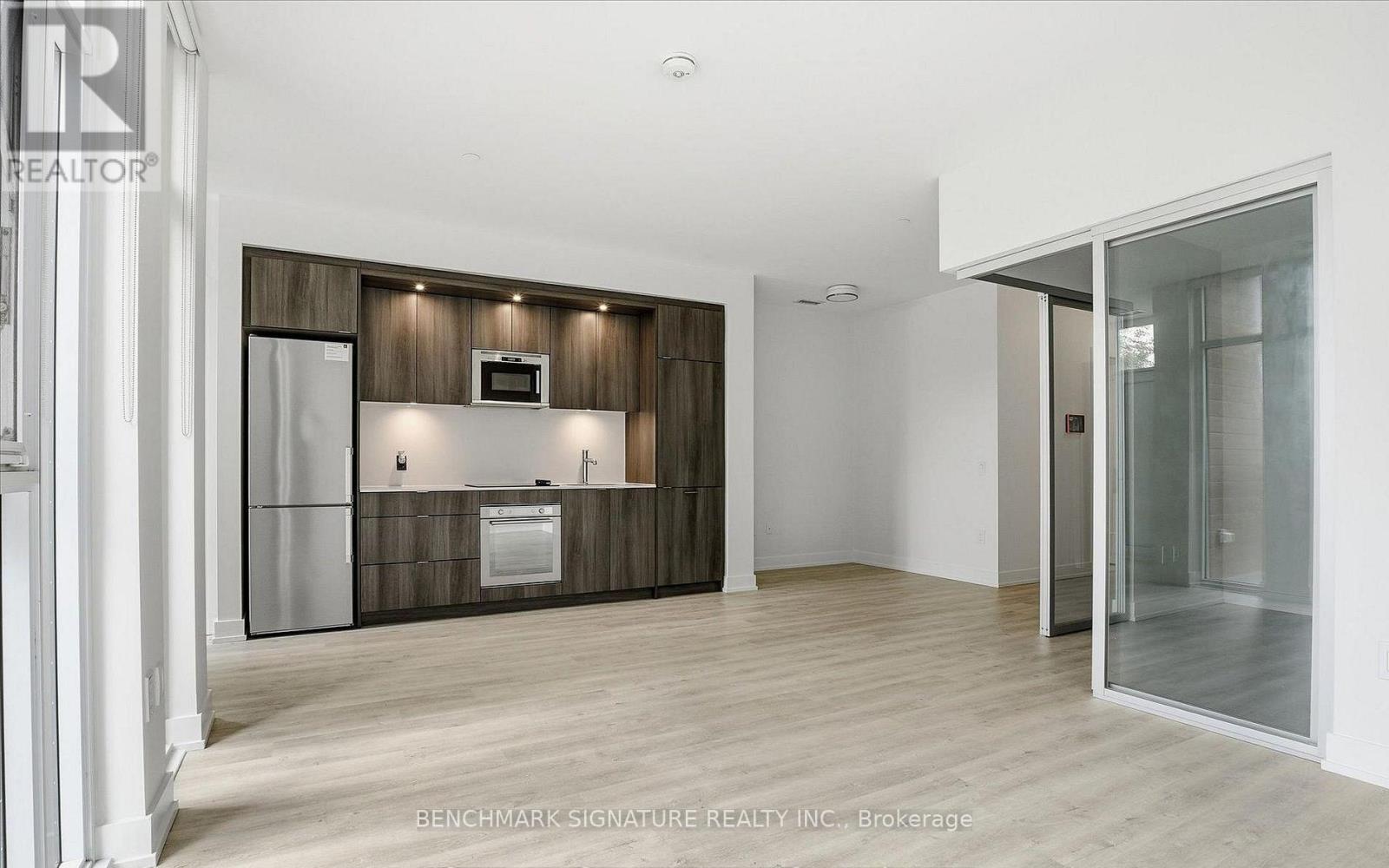 206 - 30 Inn On The Park Drive, Toronto, Ontario M3C 0P7 - Photo 13 - C13621370
