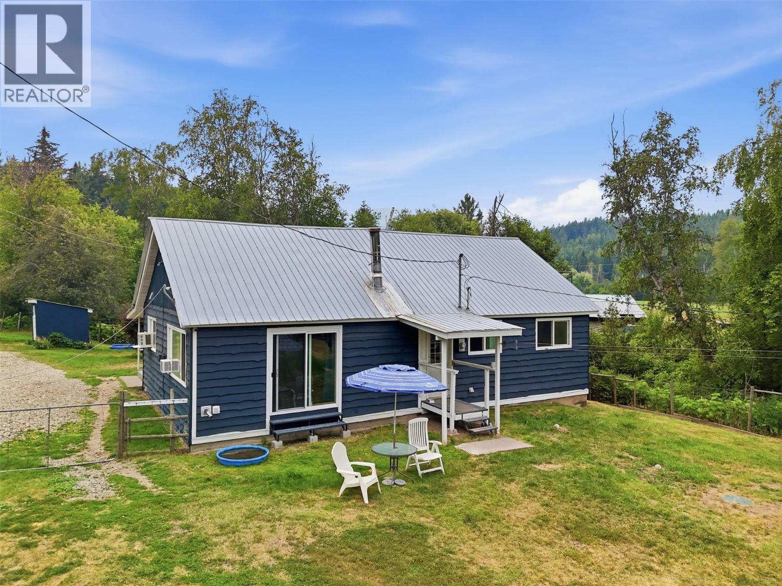 557 Squilax-Turtle Valley Road, Chase, British Columbia  V0E 1M1 - Photo 7 - 10395113