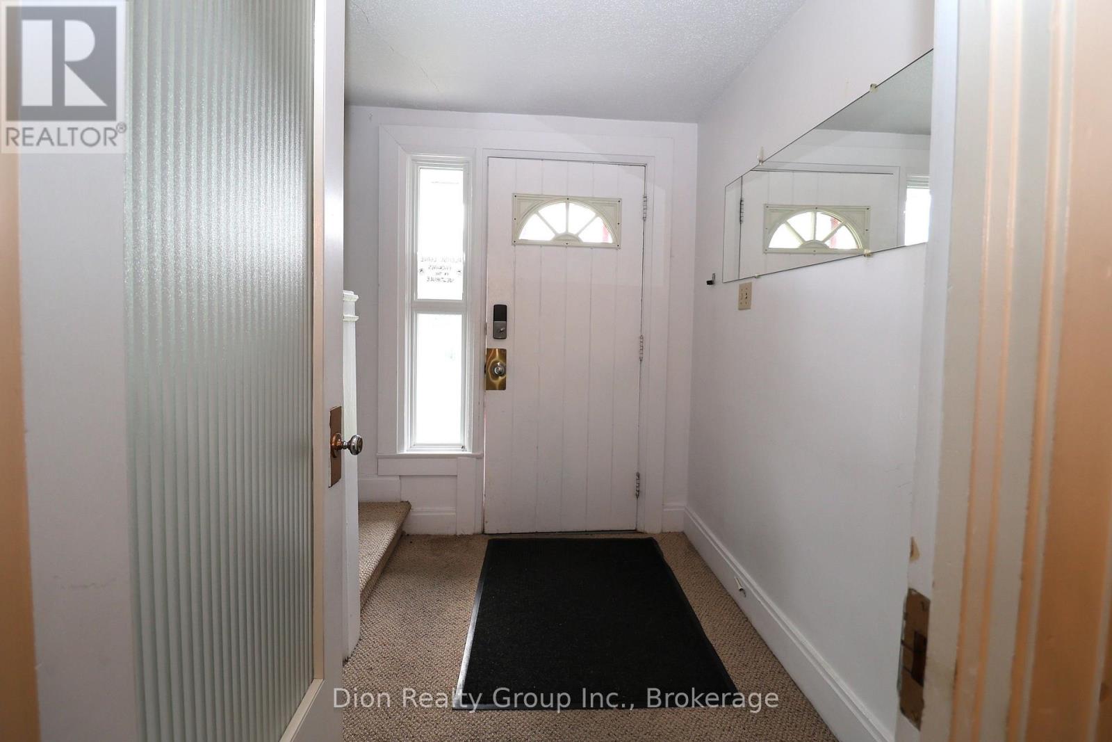102 Government Road E, Kirkland Lake, Ontario P2N 1A8 - Photo 2 - T13622308