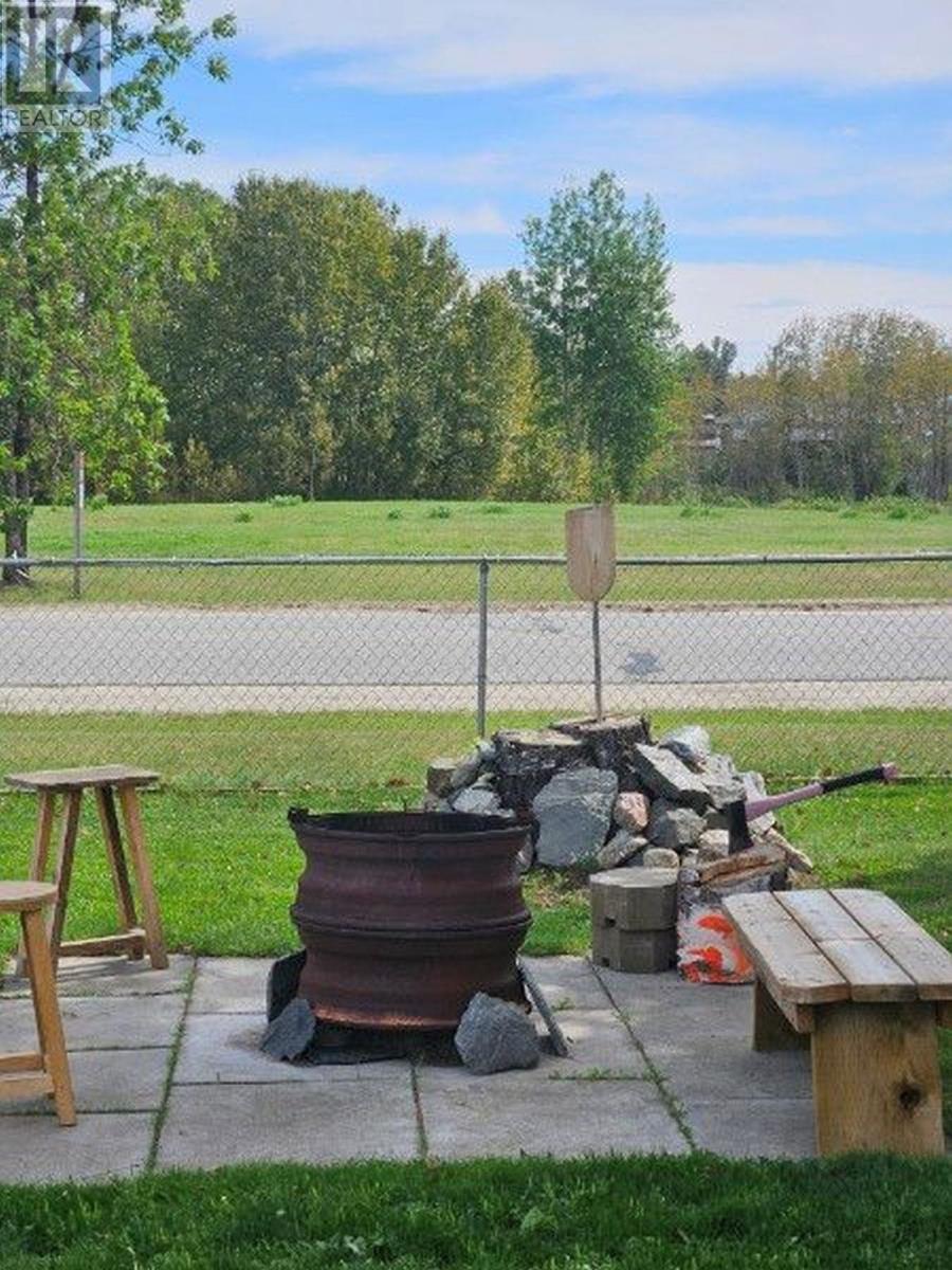 15 Heron Drive, Manitouwadge, Ontario  P0T 2C0 - Photo 4 - TB2602010