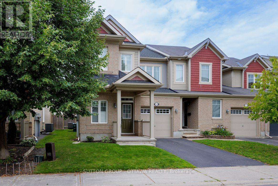 2719 Grand Canal Street, Ottawa, Ontario  K2J 0R9 - Photo 3 - X13622242