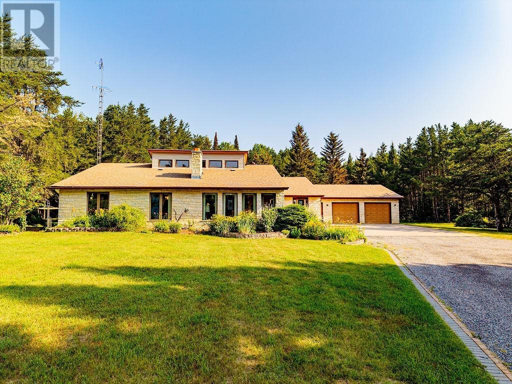 4600 Mapleward Rd., Thunder Bay, Ontario  P7G 1T2 - Photo 1 - TB2602188