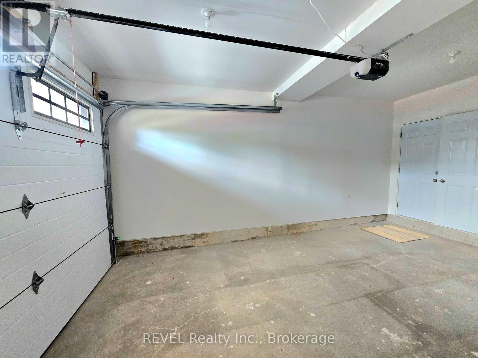 2 - 15 Lake Street, Grimsby, Ontario L3M 2G4 - Photo 11 - X13622334