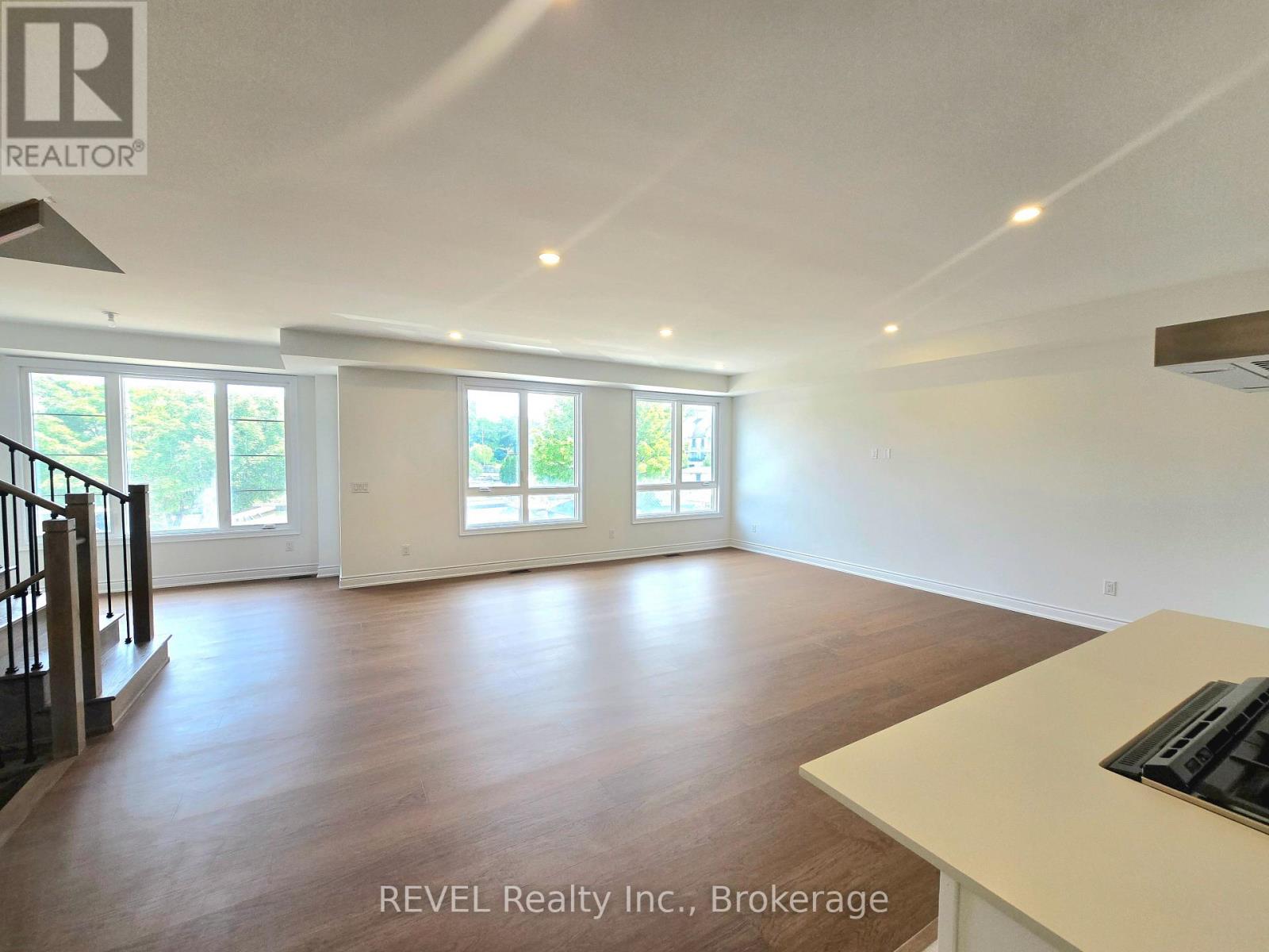 2 - 15 Lake Street, Grimsby, Ontario L3M 2G4 - Photo 30 - X13622334