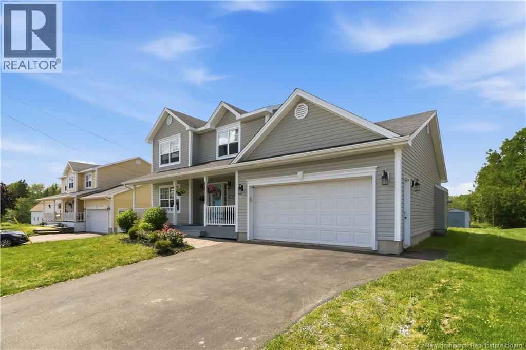 598 Evergreen Drive, Moncton, New Brunswick  E1G 0K9 - Photo 3 - NB145027