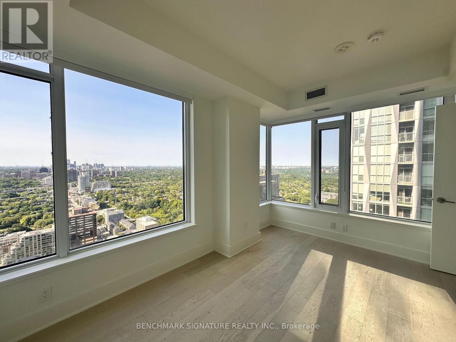3604 - 11 Yorkville Avenue, Toronto, Ontario  M4W 0B7 - Photo 4 - C13622220