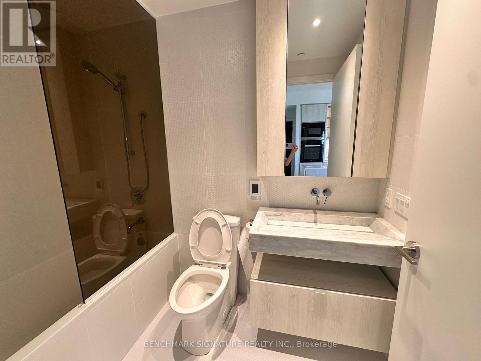 3604 - 11 Yorkville Avenue, Toronto, Ontario  M4W 0B7 - Photo 6 - C13622220