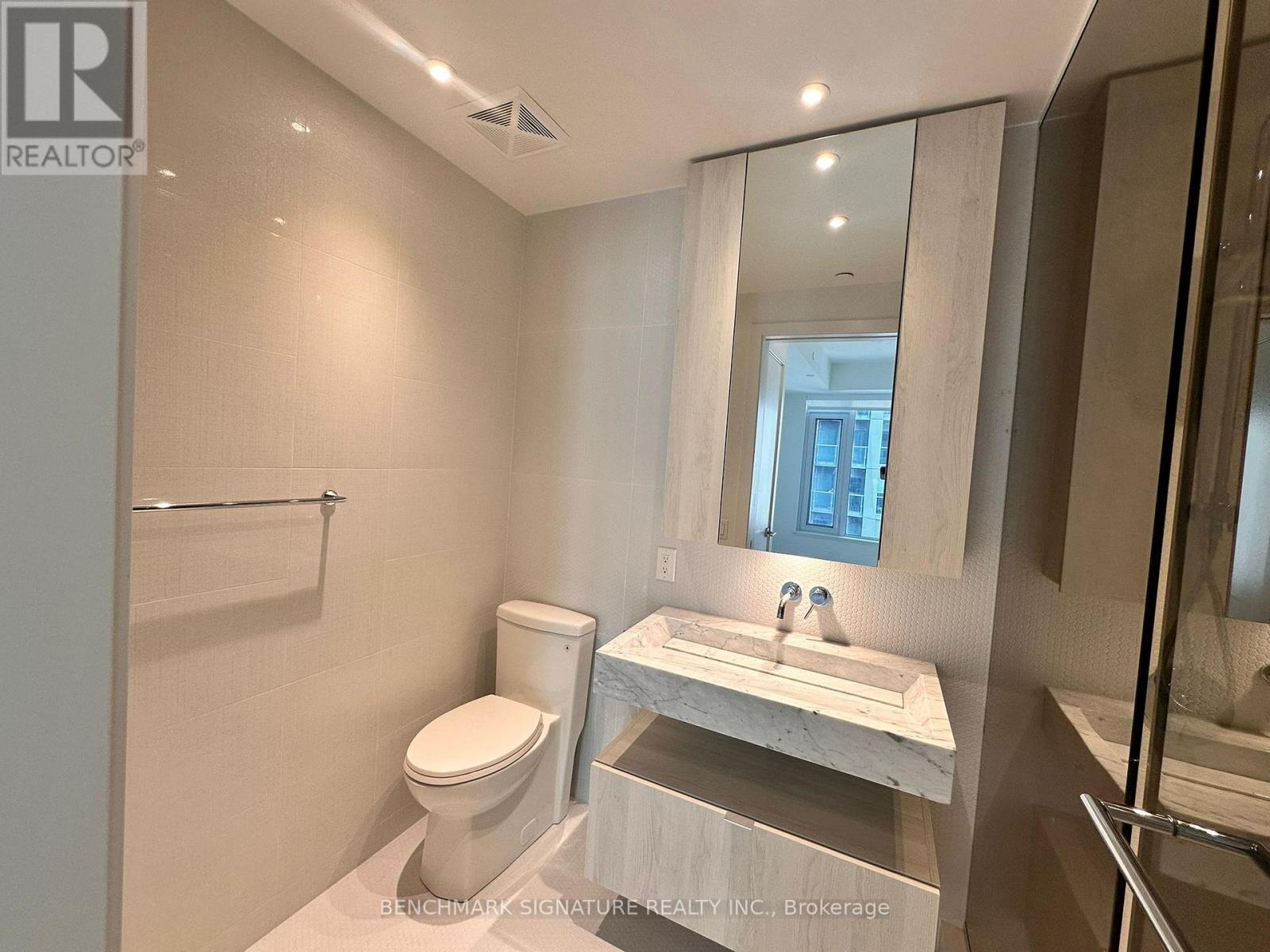 3604 - 11 Yorkville Avenue, Toronto, Ontario  M4W 0B7 - Photo 9 - C13622220