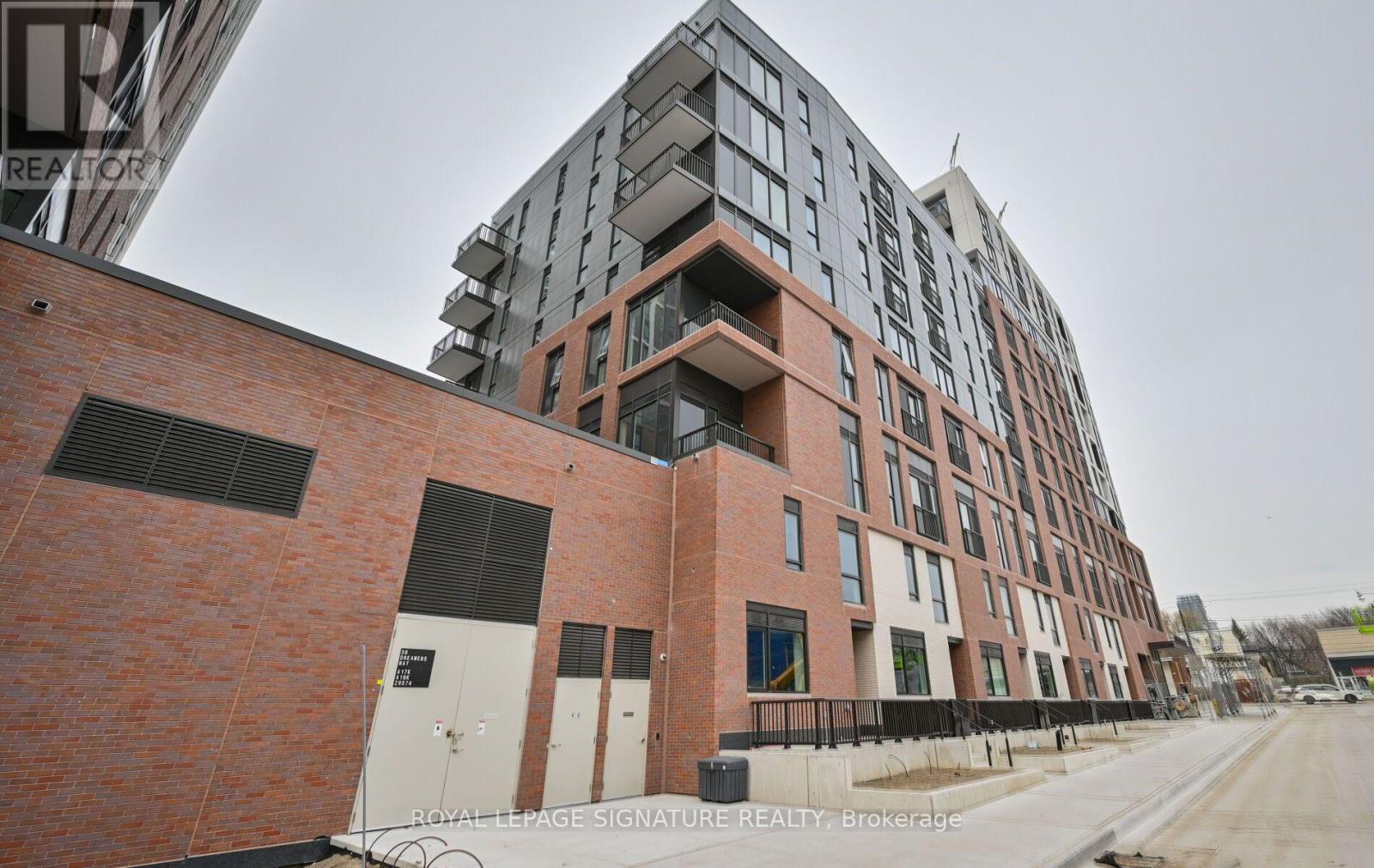 825 - 30 DREAMERS WAY, Toronto, Ontario
