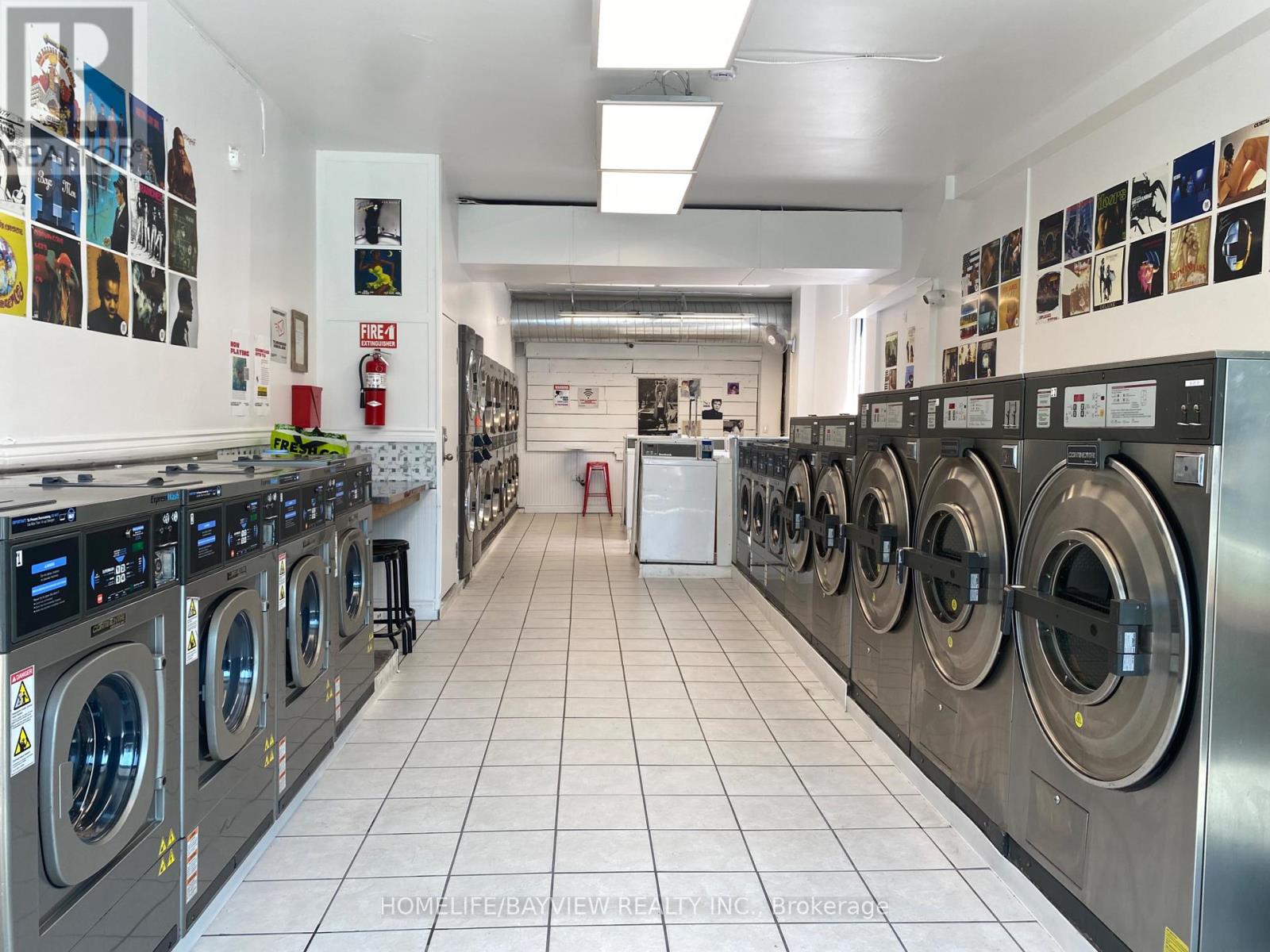 318 Harbord Street, Toronto, Ontario  M6G 1H1 - Photo 1 - C13622286