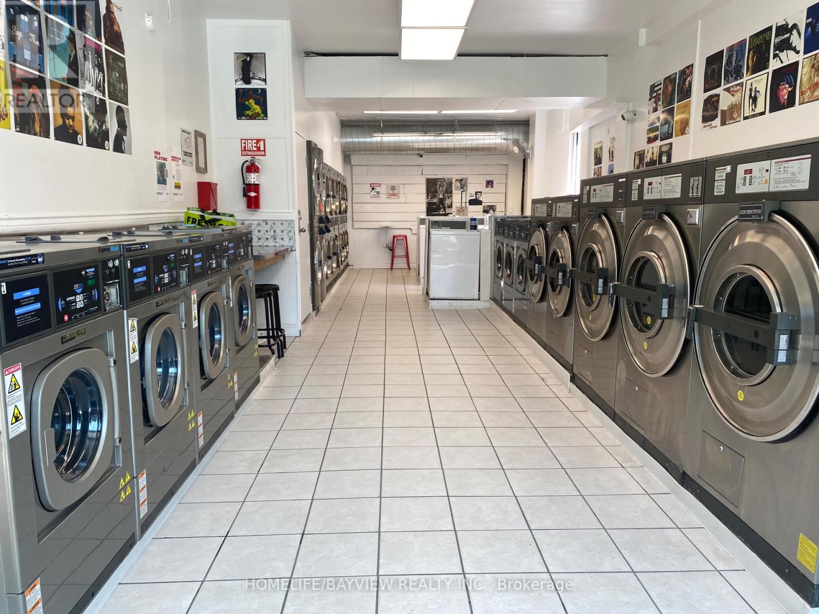 318 Harbord Street, Toronto, Ontario  M6G 1H1 - Photo 8 - C13622286