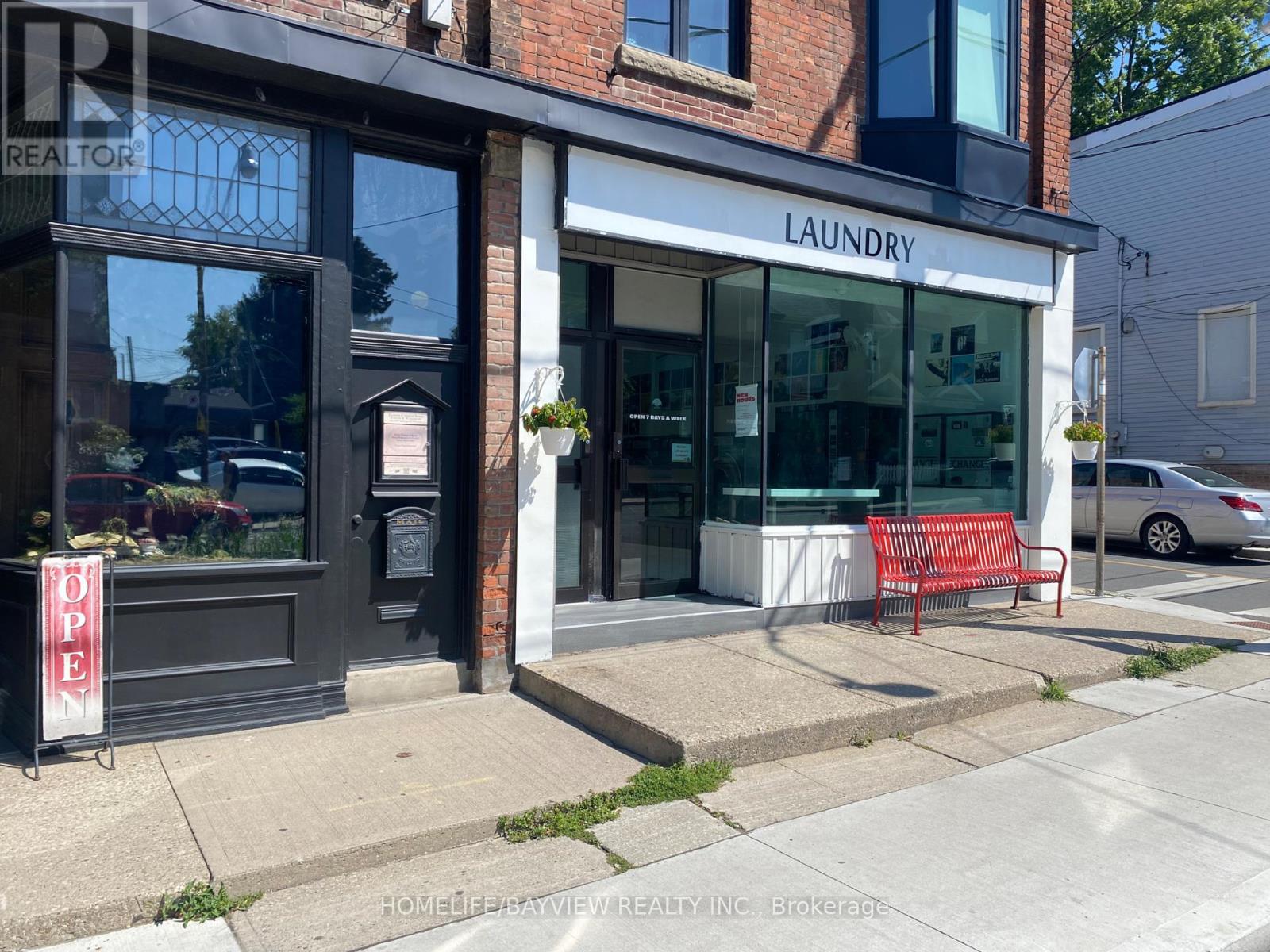 318 Harbord Street, Toronto, Ontario  M6G 1H1 - Photo 9 - C13622286