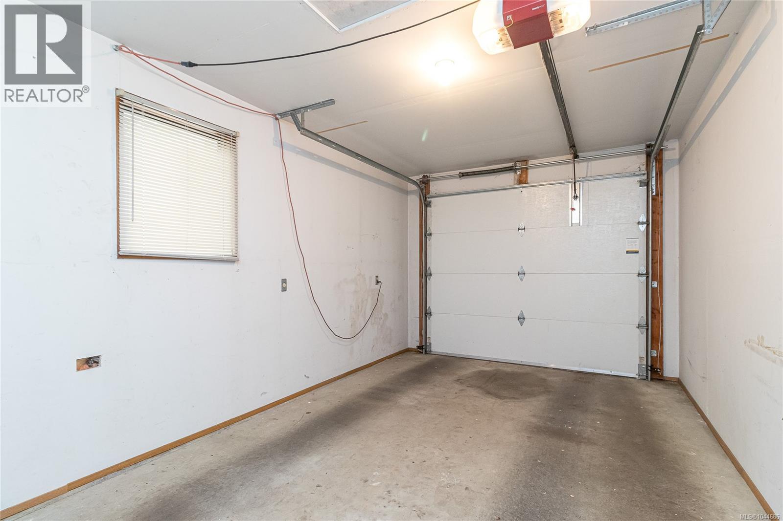 A-1143 Munro St, Esquimalt, British Columbia  V9A 5P3 - Photo 27 - 1044686
