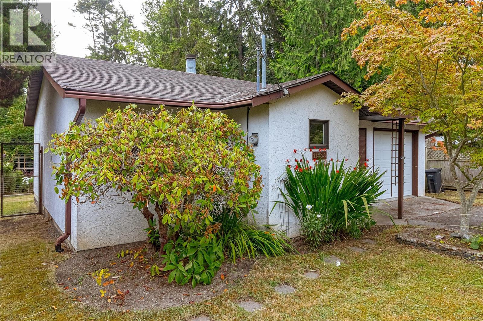 A-1143 Munro St, Esquimalt, British Columbia  V9A 5P3 - Photo 6 - 1044686