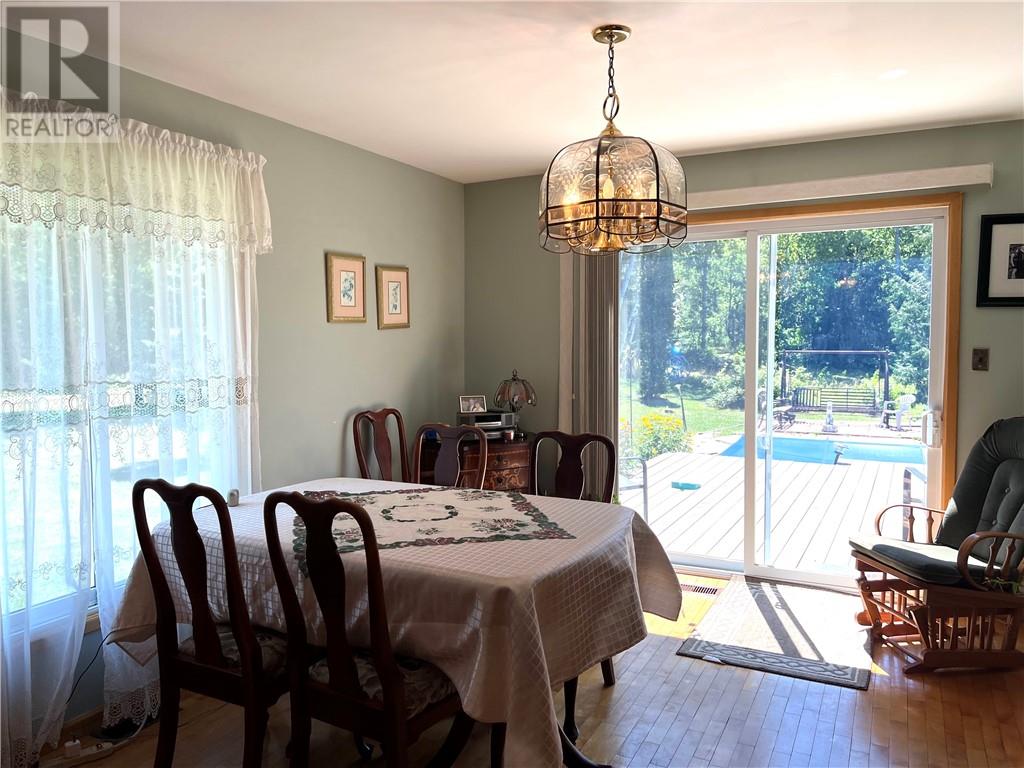 1469 Munro Road, Markstay-Warren, Ontario  P0H 2N0 - Photo 5 - 2129532