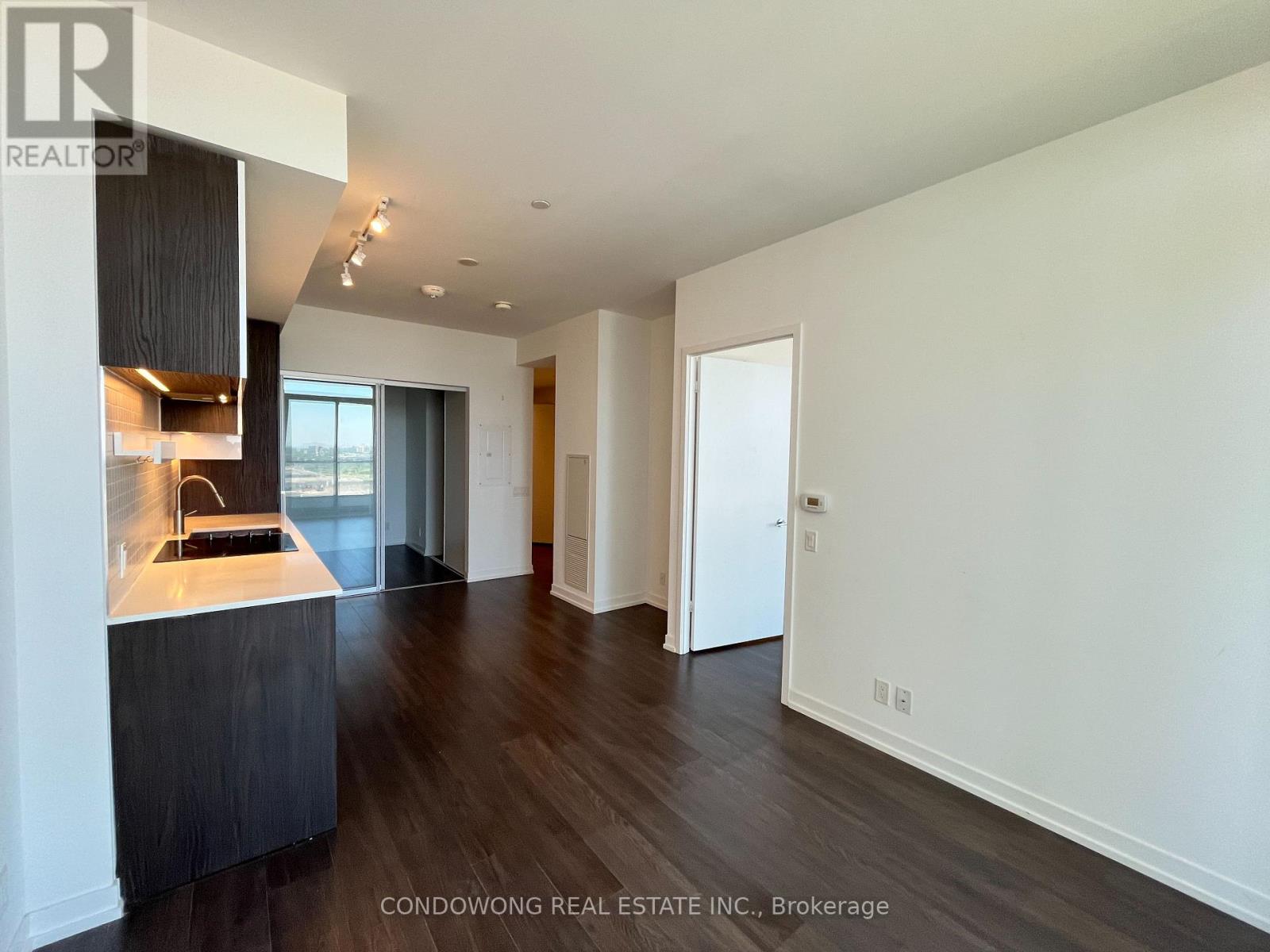 2305 - 898 Portage Parkway, Vaughan, Ontario  L4K 0J6 - Photo 3 - N13622182