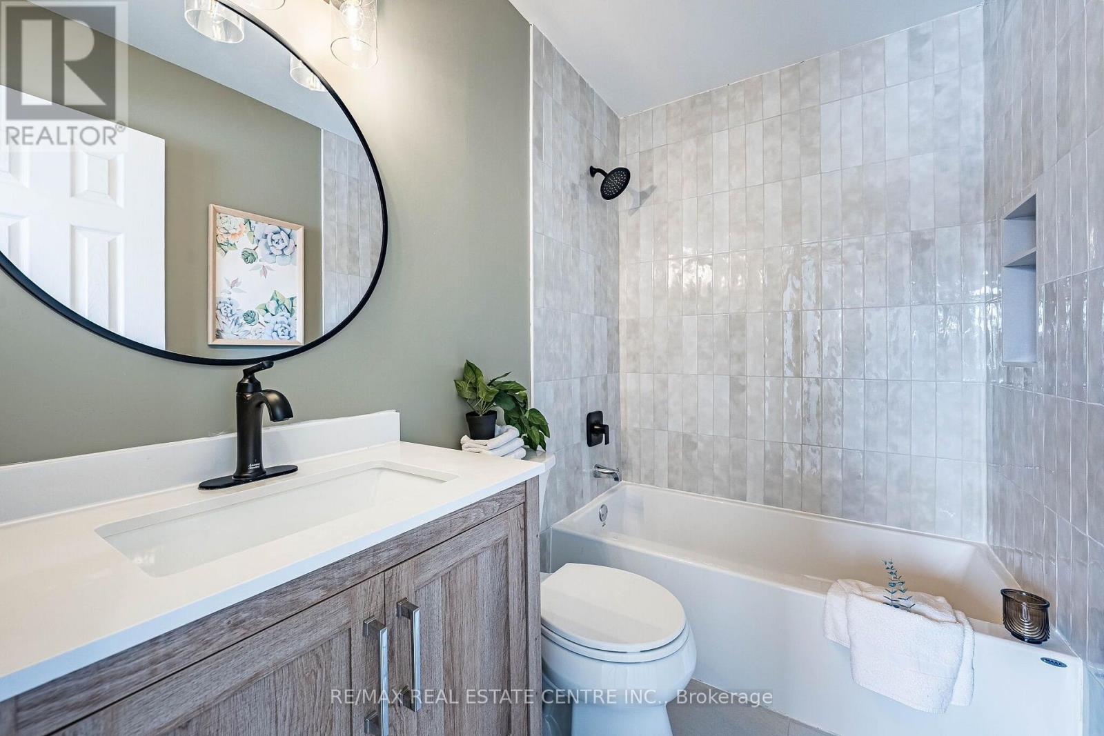 29 Mosaics Avenue, Aurora, Ontario  L4G 7L5 - Photo 39 - N13622188