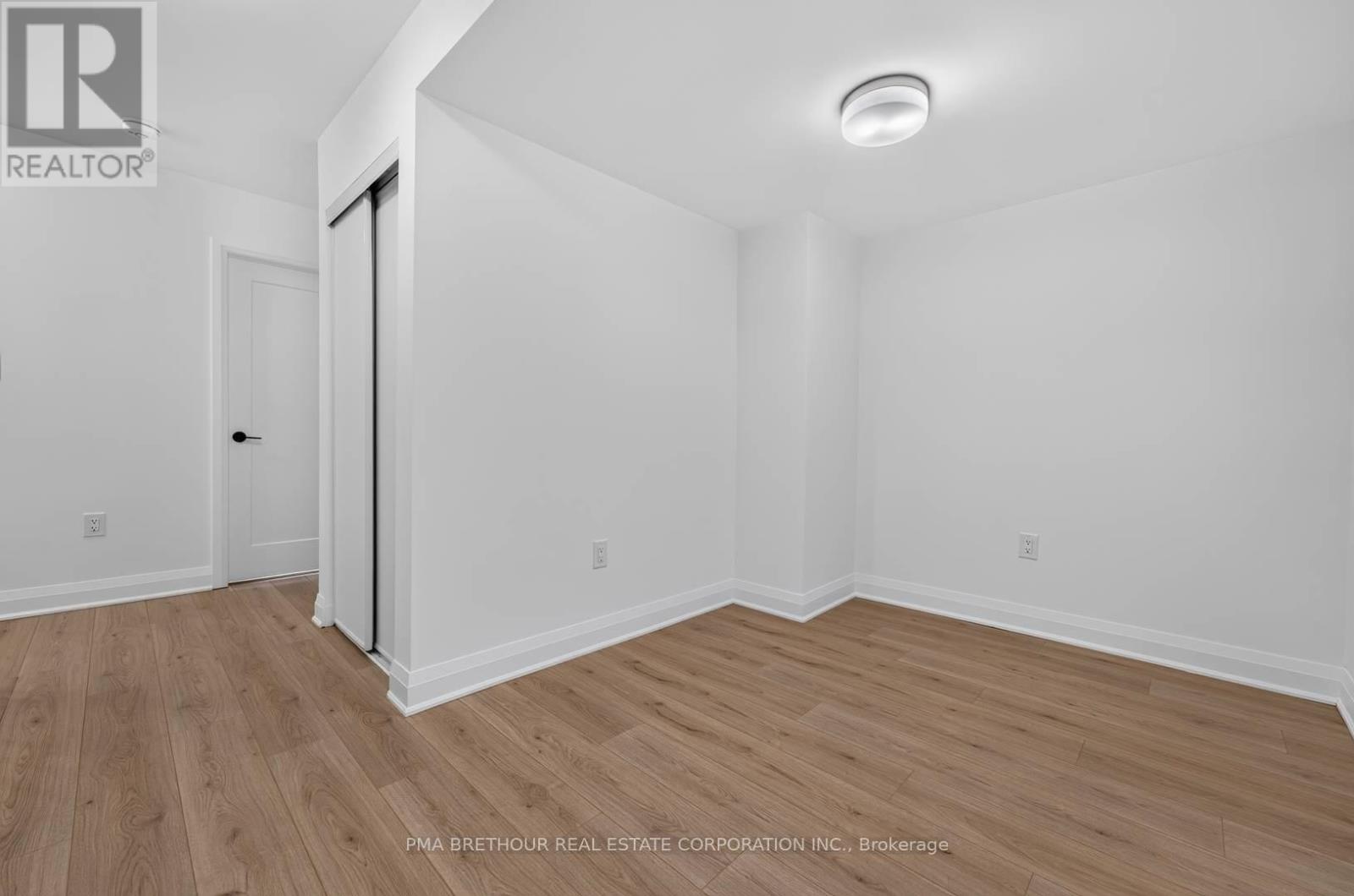 52 Burleigh Mews, Vaughan, Ontario  L4J 8A2 - Photo 12 - N13622238